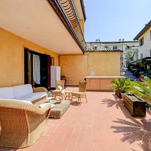 Prestige , Sirmione Italia