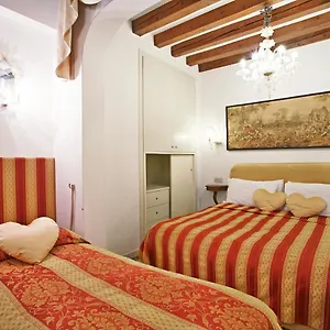 San Luca Flats Aparthotel Venetië