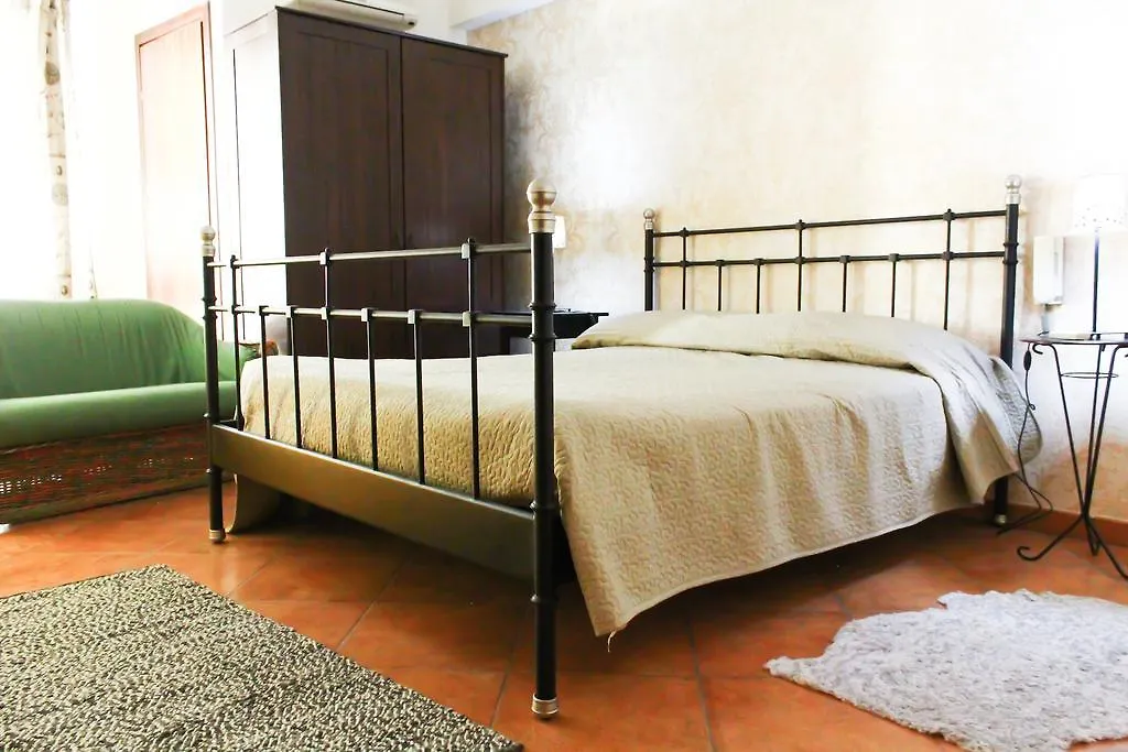 Bed And Breakfast Agrumi In Terrazza Aragona Italy